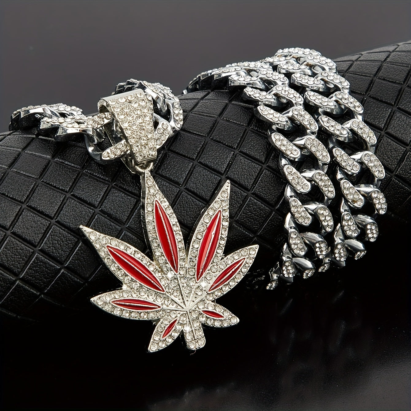 Classic Retro Green Leaf Pendant, Cuban Necklace For Hip-hop Men