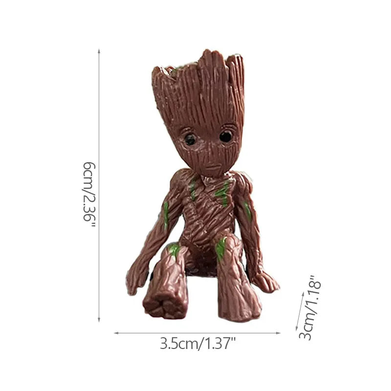 Groot cartoon statue