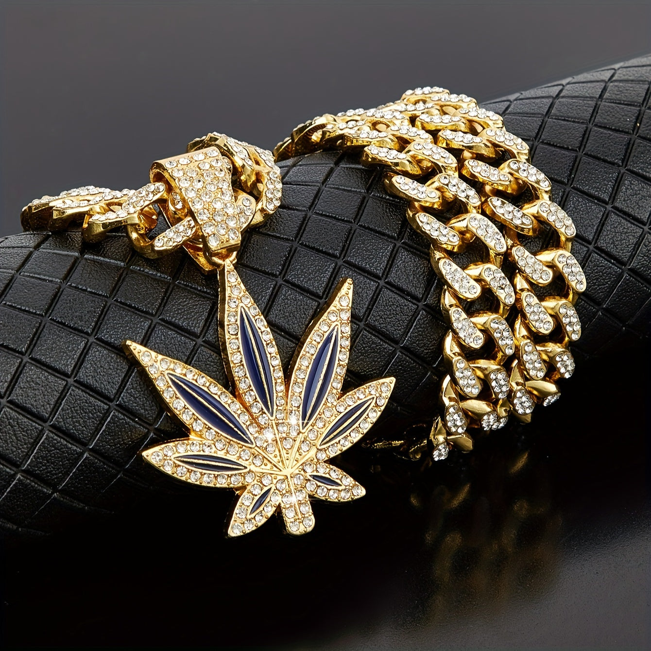 Classic Retro Green Leaf Pendant, Cuban Necklace For Hip-hop Men