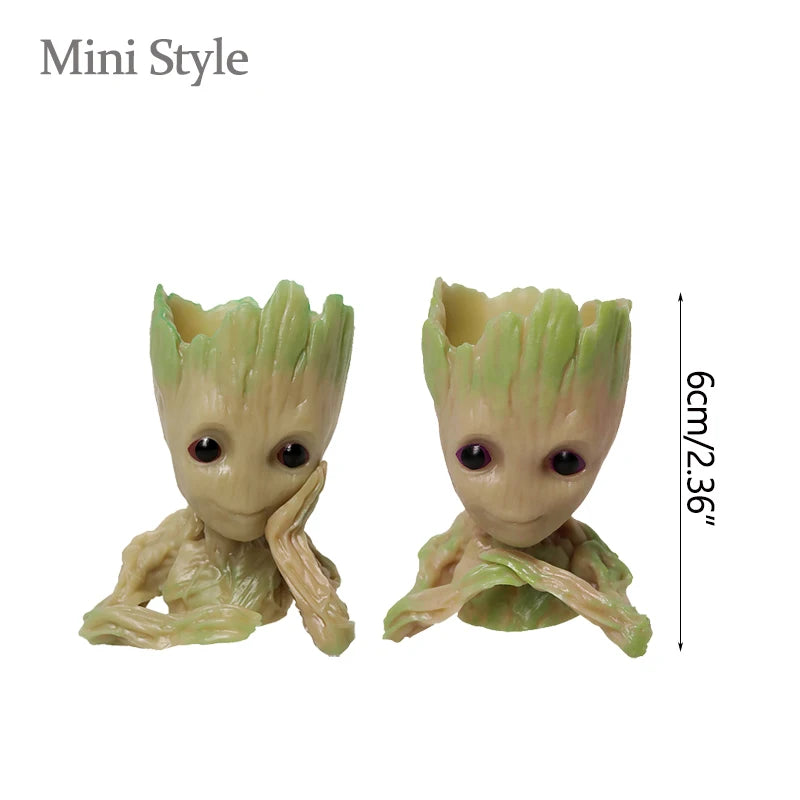 Groot cartoon statue