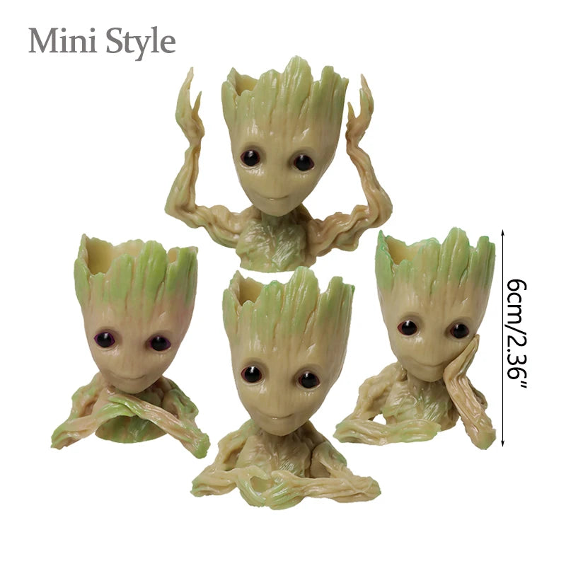 Groot cartoon statue