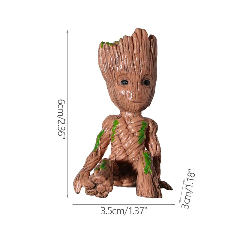 Groot cartoon statue